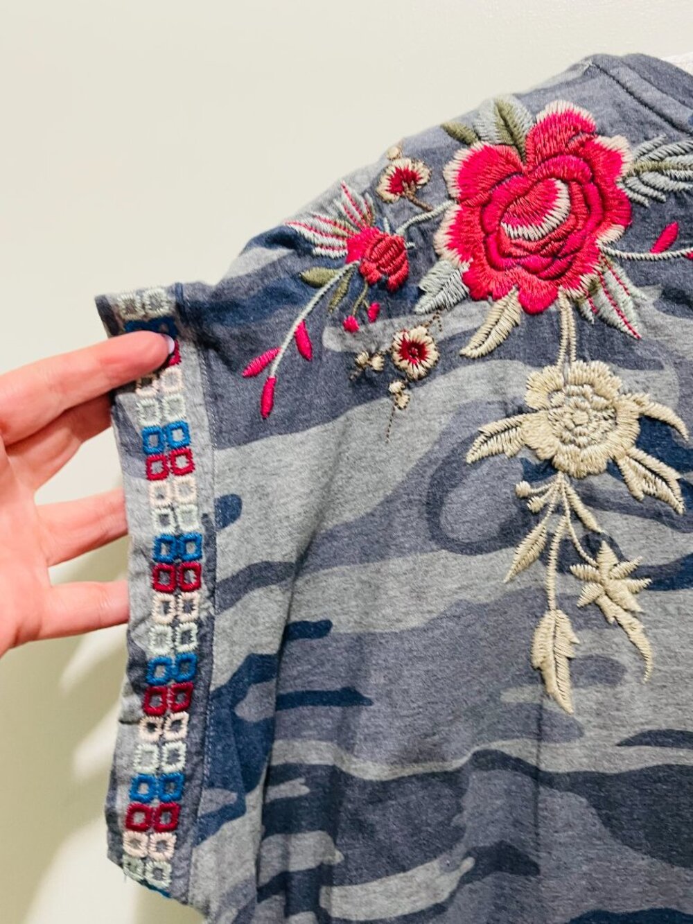 Ladies Johnny Was Embroidered Tee - Picture 7 of 8